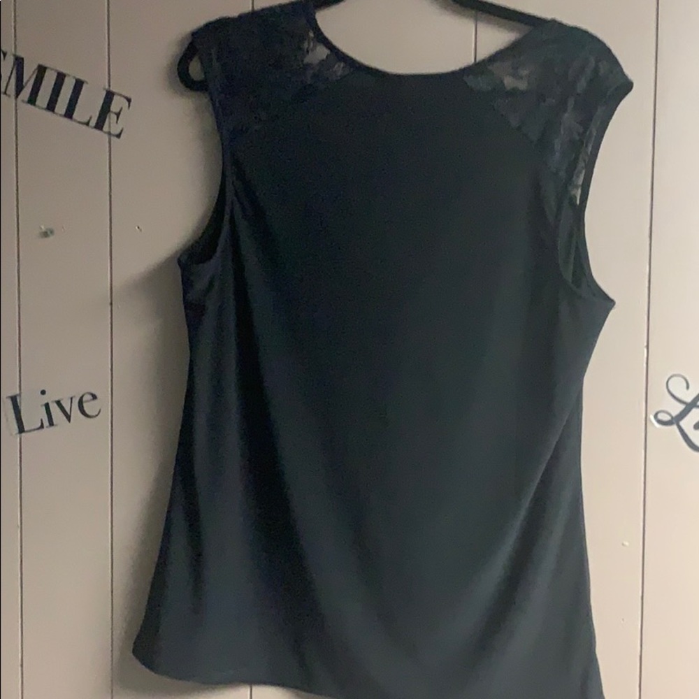 Blouse - Picture 2 of 6